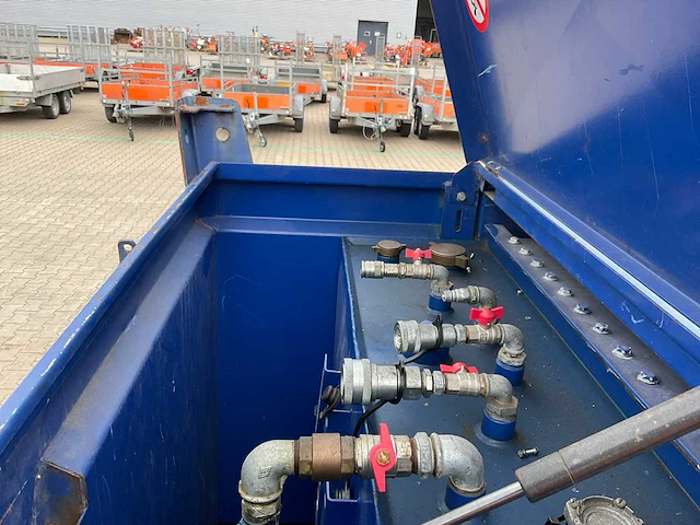 Tolsma 3m3 brandstof opslagtank - afbeelding 8 van  9