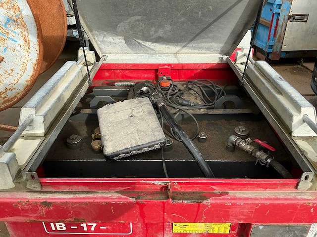 Tolsma diesel opslagtank - afbeelding 4 van  6