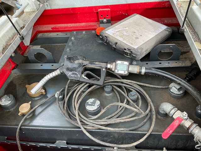 Tolsma diesel opslagtank - afbeelding 7 van  7