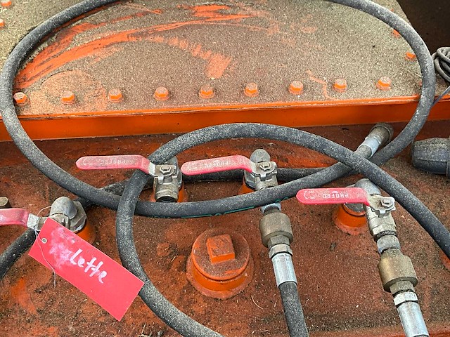 Tolsma ibc 3m3 brandstof opslagtank - afbeelding 4 van  17