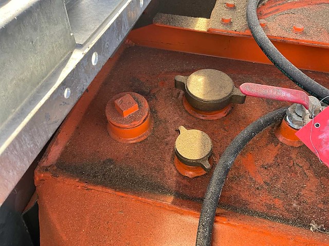 Tolsma ibc 3m3 brandstof opslagtank - afbeelding 5 van  17