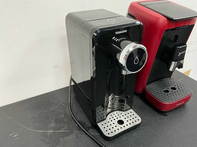 Tomado en philips - twd2501b en senseo original plus - heetwaterdispenser en koffiepadmachine - afbeelding 2 van  5