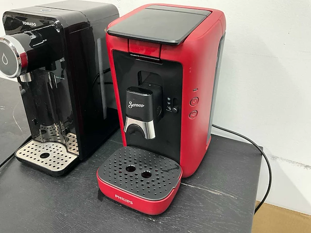 Tomado en philips - twd2501b en senseo original plus - heetwaterdispenser en koffiepadmachine - afbeelding 3 van  5