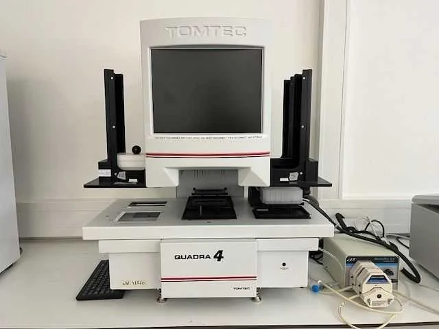 Tomtec - quadra 4 - liquid handler - afbeelding 1 van  1
