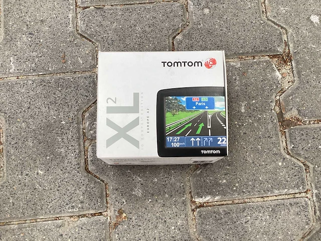 Tomtom xl iq routes edition 2 europe navigatie - afbeelding 1 van  2