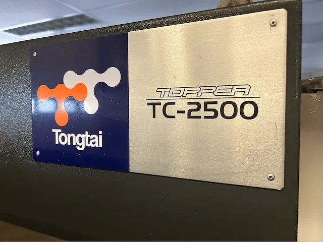 Tongtai - topper tc2500 - cnc draaibank - afbeelding 15 van  15