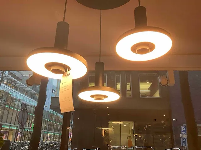 Tonone beads in circle hanglamp - afbeelding 3 van  4