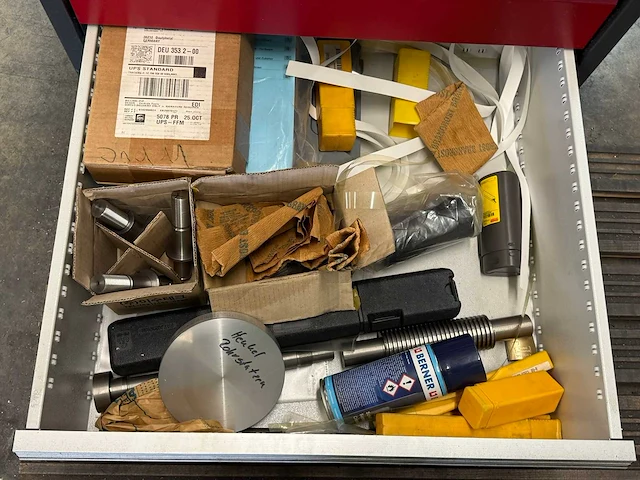 Tool cabinet drawler for lot 9 jaws, tools, belonging, centers - afbeelding 4 van  4
