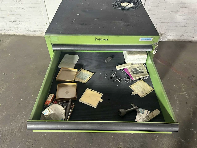 Tool cabinet with lamp - afbeelding 2 van  6