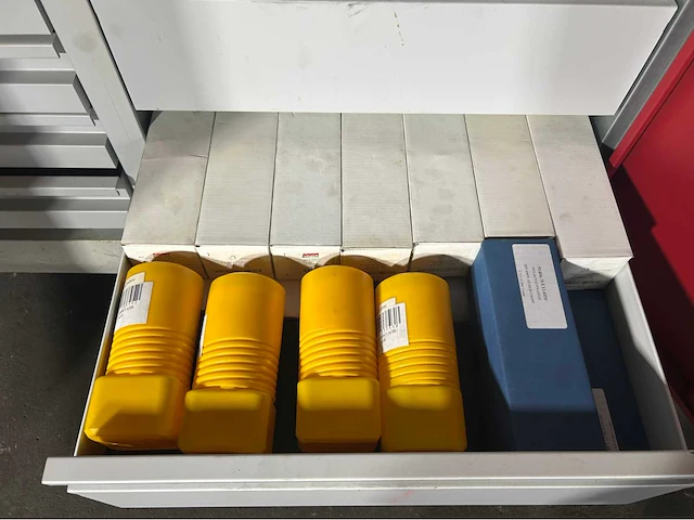Tooling cabinet with double doors and sk40 holders - afbeelding 6 van  8