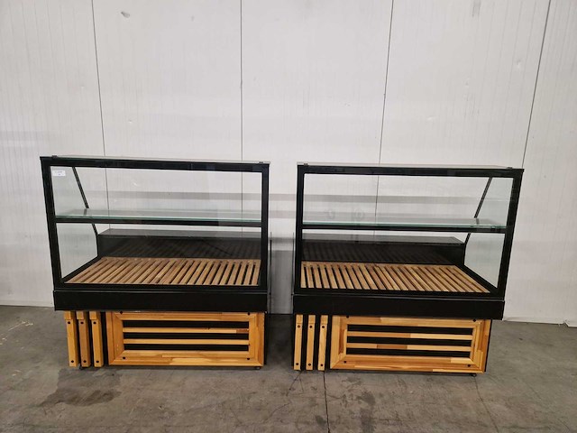 Toonbank presentatie vitrine - ggm gastro - verlichting - 2x - afbeelding 1 van  3