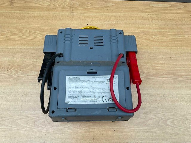 Top craft tpwc-900 startbooster 12v - afbeelding 5 van  6