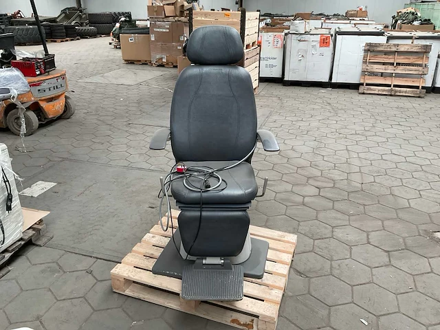 Topcon oc-2300 behandelstoel - afbeelding 2 van  8