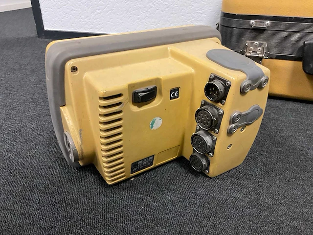Topcon total station lps bulldozer systeem - afbeelding 9 van  13
