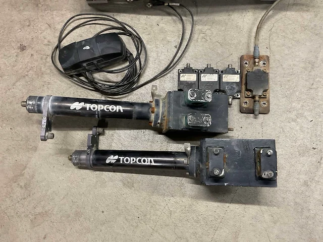 Topcon x53i graafmachine systeem voorbereiding - afbeelding 2 van  5