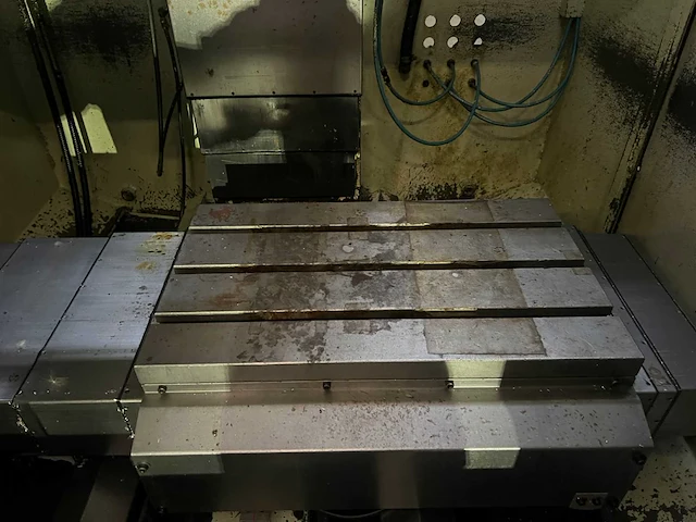 Topper - tmv510t - cnc vertical machine centre - 2001 - afbeelding 21 van  23
