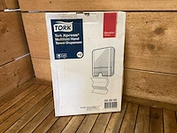 Tork towel dispenser - afbeelding 5 van  7