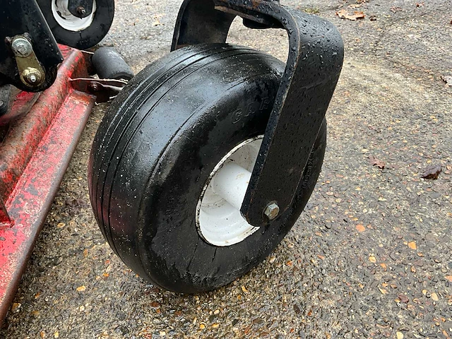 Toro - 2017 - groundsmaster 7210 - zitmaaier - afbeelding 25 van  27
