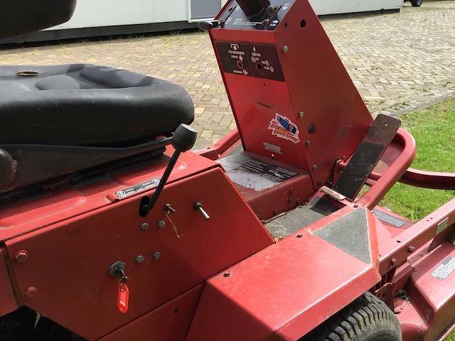 Toro groundmaster 117 zitmaaier - afbeelding 2 van  12