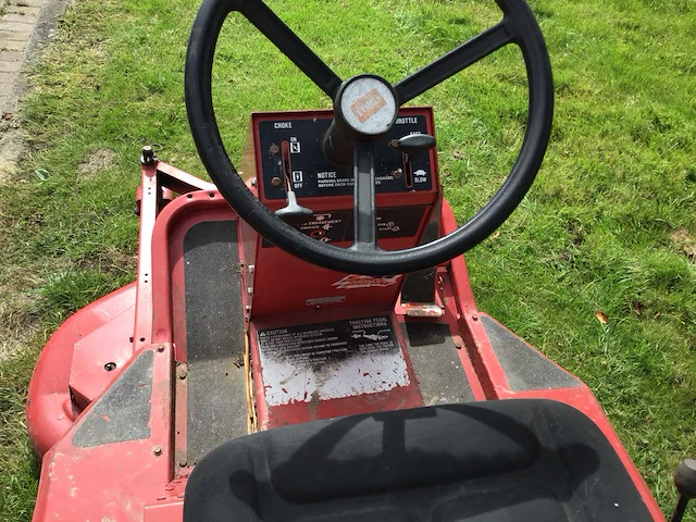 Toro groundmaster 117 zitmaaier - afbeelding 11 van  12