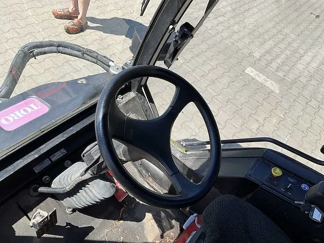 Toro groundsmaster 360 diesel crosstrax 4wd gazonmaaier - afbeelding 13 van  21