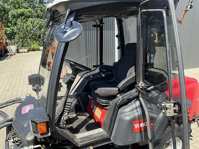 Toro groundsmaster 360 diesel crosstrax 4wd gazonmaaier - afbeelding 9 van  21