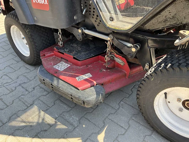 Toro groundsmaster 360 diesel crosstrax 4wd gazonmaaier - afbeelding 6 van  21
