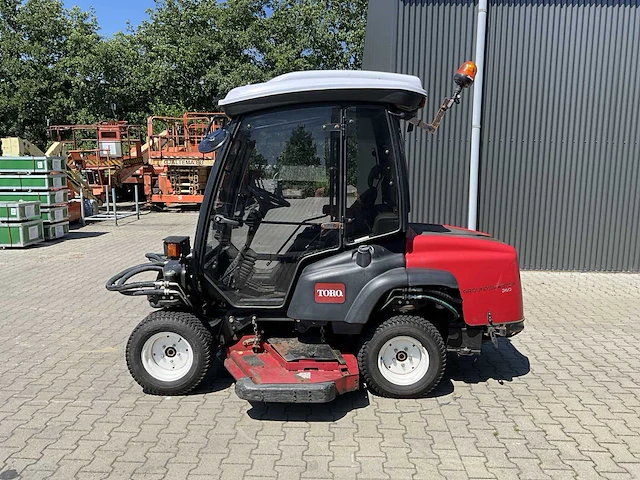 Toro groundsmaster 360 diesel crosstrax 4wd gazonmaaier - afbeelding 17 van  21