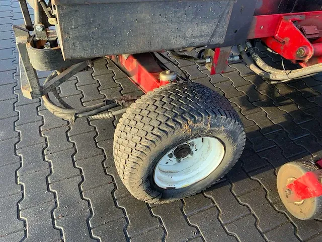 Toro groundsmaster 580-d zitmaaier - afbeelding 7 van  29
