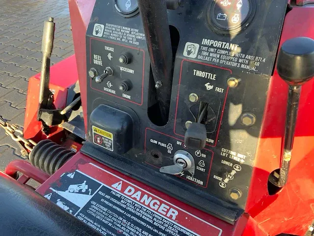 Toro reelmaster 216-d zitmaaier - afbeelding 7 van  19