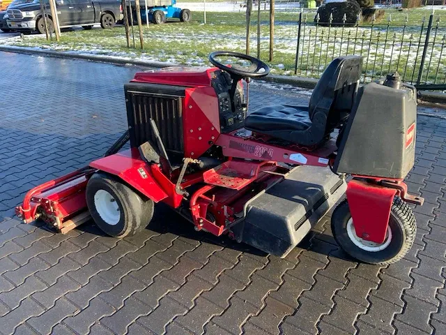 Toro reelmaster 216-d zitmaaier - afbeelding 13 van  19