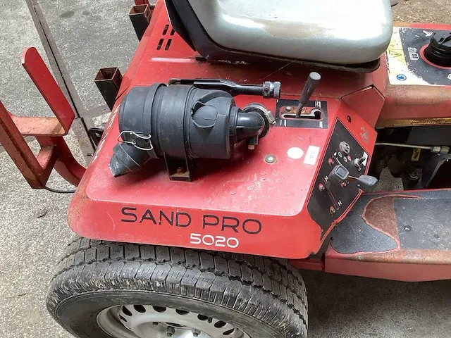 Toro sand pro 5020 mobiele werktuig drager - afbeelding 3 van  11
