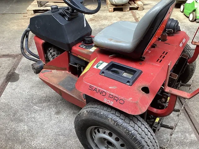 Toro sand pro 5020 mobiele werktuig drager - afbeelding 7 van  11
