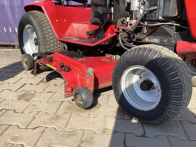 Toro wheel horse zitmaaier - afbeelding 10 van  11
