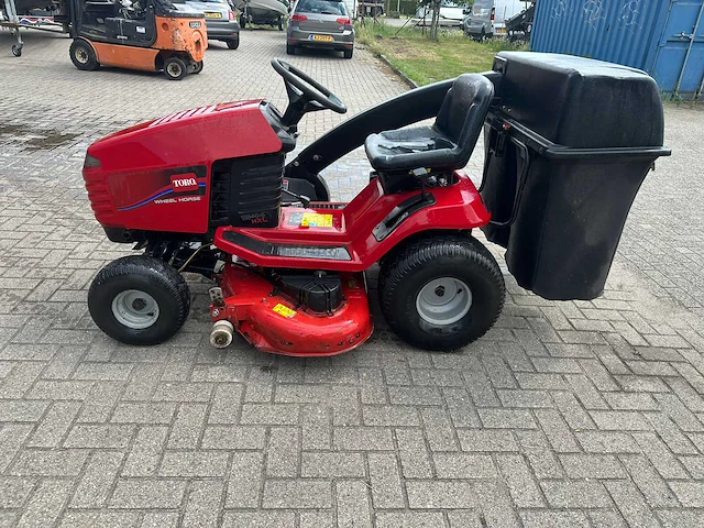 Toro wheel horse zitmaaier - afbeelding 2 van  7