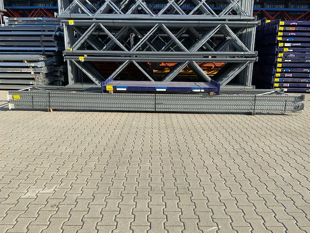 Torri - pallet racking 4x20 - afbeelding 1 van  7