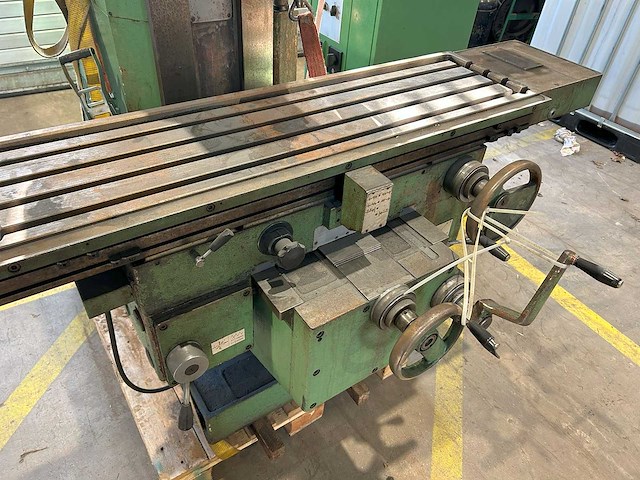 Tos - fgh 32 - universal milling machine - afbeelding 4 van  9