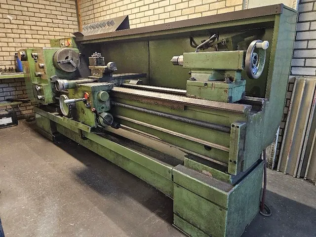 Tos - sui 50a 2000 - universele draaibank - afbeelding 1 van  16