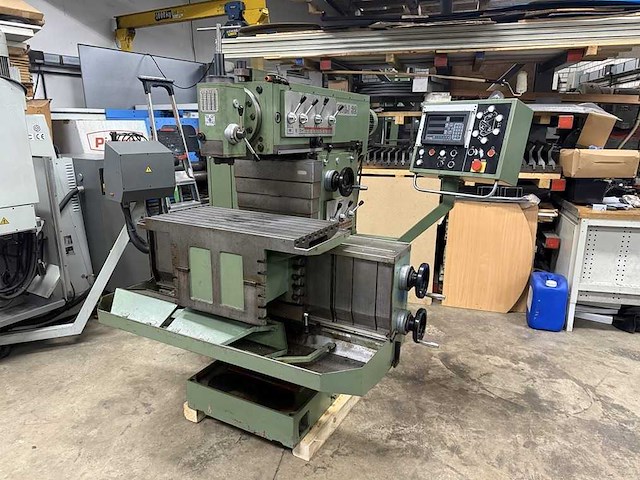 Tos celakovice fngj 32 freesmachine - afbeelding 1 van  21