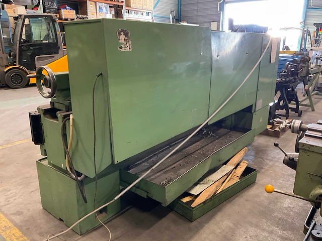 Tos sui40a/1500 universele draaibank - afbeelding 7 van  17