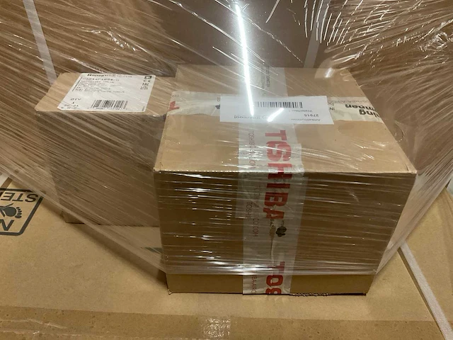 Toshiba - 150l - hws-1501cshm3-e - warmtapwatertank - afbeelding 4 van  4