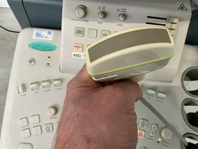 Toshiba - nemio 20 - echografie - 2002 - afbeelding 7 van  12