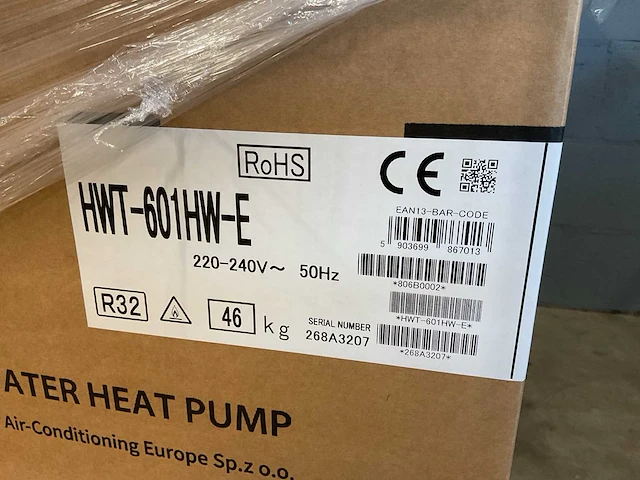 Toshiba - r32 estia - hwt-601hw-e / hwt-601xwhm3w-e - lucht-water warmtepomp set - afbeelding 5 van  6