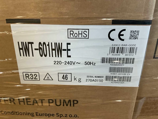 Toshiba - r32 estia - hwt-601hw-e / hwt-601xwhm3w-e - lucht-water warmtepomp set - afbeelding 5 van  6