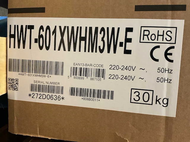 Toshiba - r32 estia - hwt-601hw-e / hwt-601xwhm3w-e - lucht-water warmtepomp set - afbeelding 6 van  6