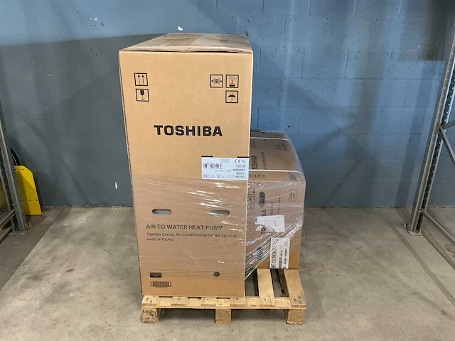 Toshiba - r32 estia - hwt-801hw-e / hwt-1101xwhm3w-e - lucht-water warmtepomp set - afbeelding 4 van  6