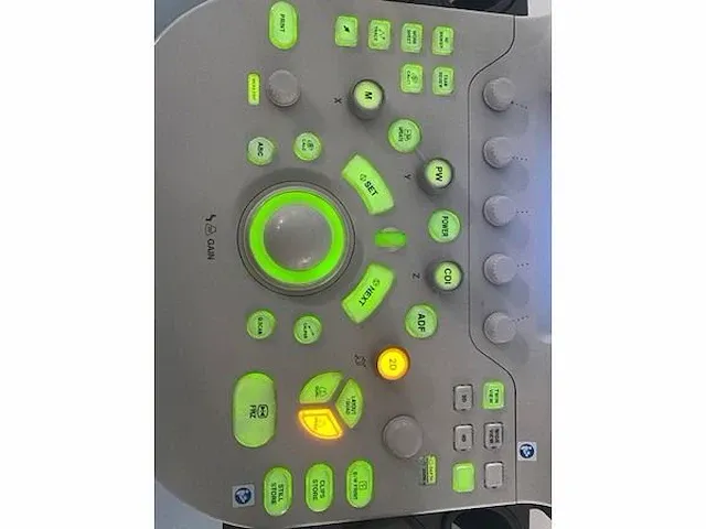 Toshiba - xario 200 platinum - ultrasound equipment - afbeelding 2 van  10