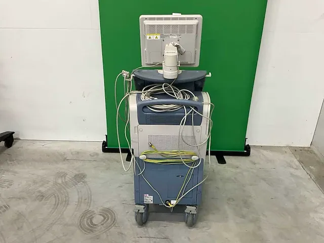 Toshiba - xario istyle - echografie - 2009 - afbeelding 3 van  11