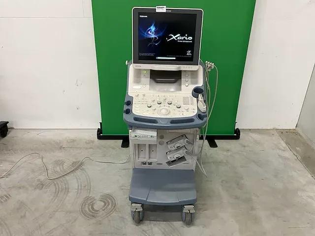Toshiba - xario istyle - echografie - 2009 - afbeelding 1 van  11