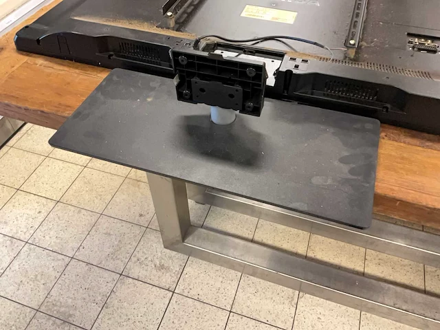 Toshiba lcd televisie - afbeelding 5 van  7